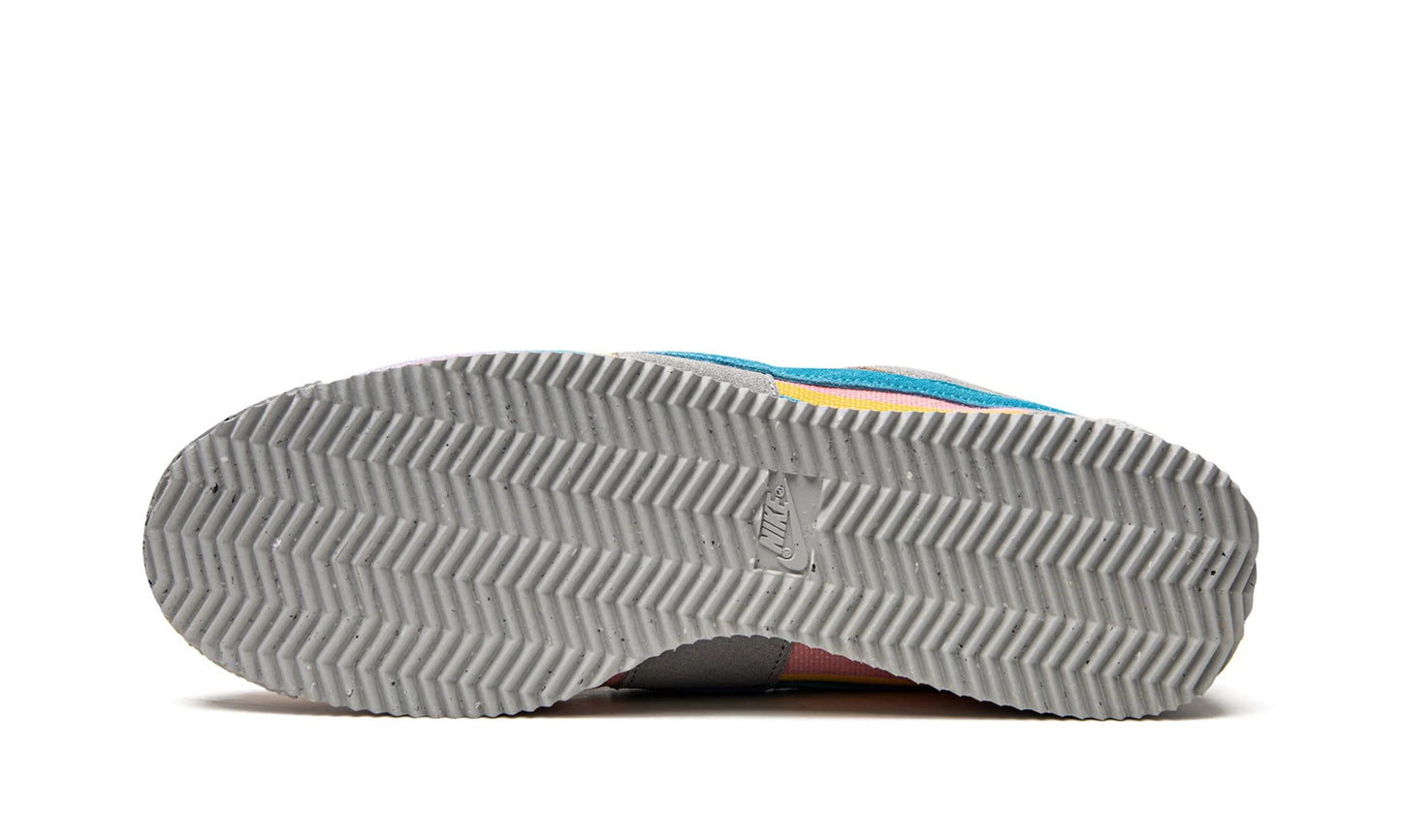Nike Cortez Union "Light Smoke"