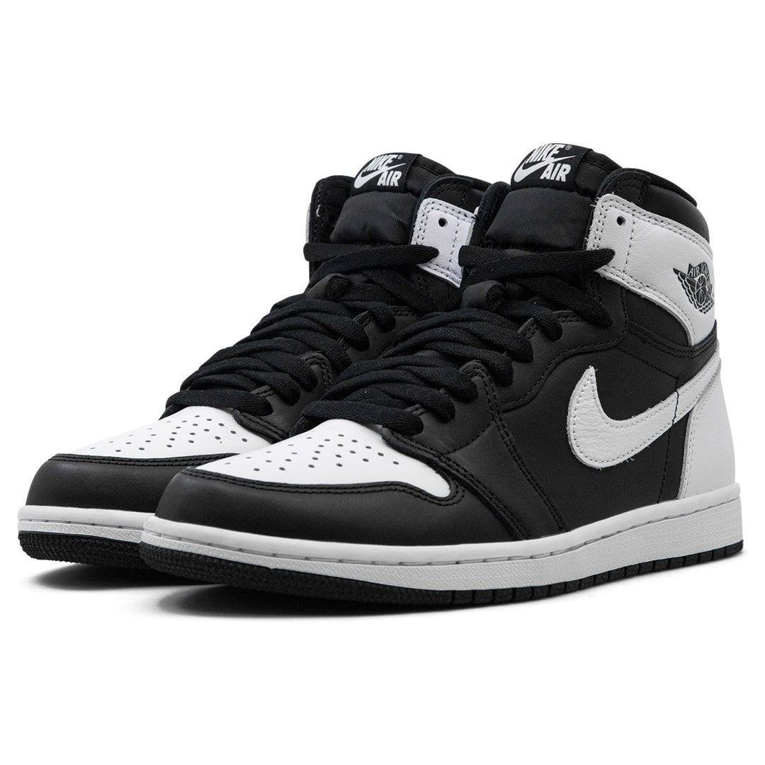 Air Jordan 1 Retro High OG "Reverse Panda"