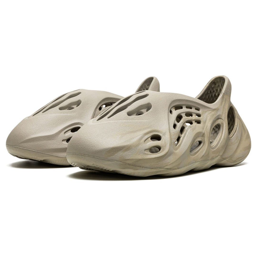 Adidas Yeezy Foam RNNR "Stone Sage"