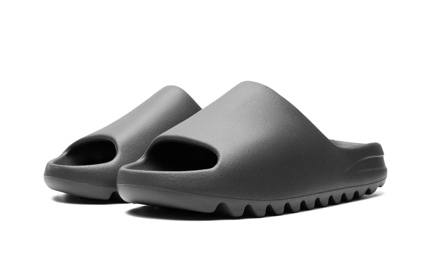 Adidas Yeezy Slide "Dark Onyx"