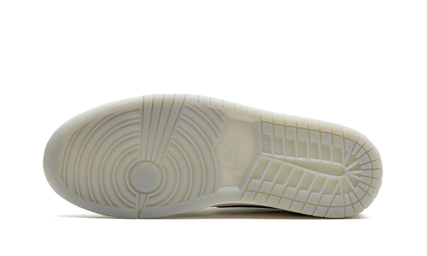 Jordan 1 Low "Year of the Dragon"