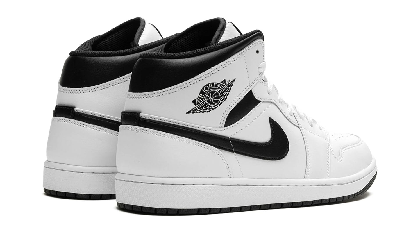 Jordan 1 Mid "Stormtrooper"
