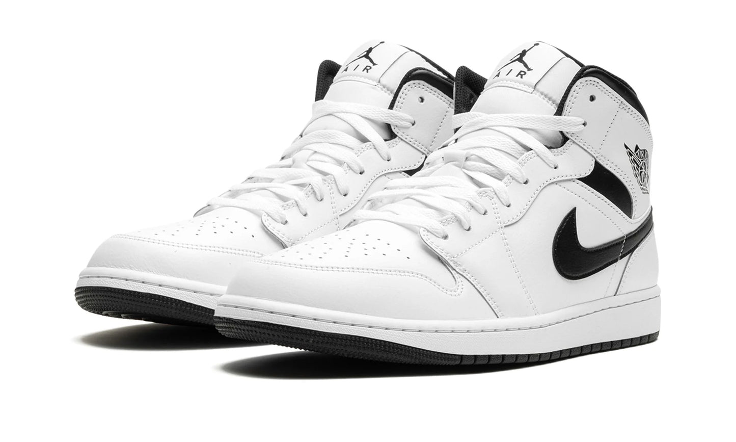 Jordan 1 Mid "Stormtrooper"