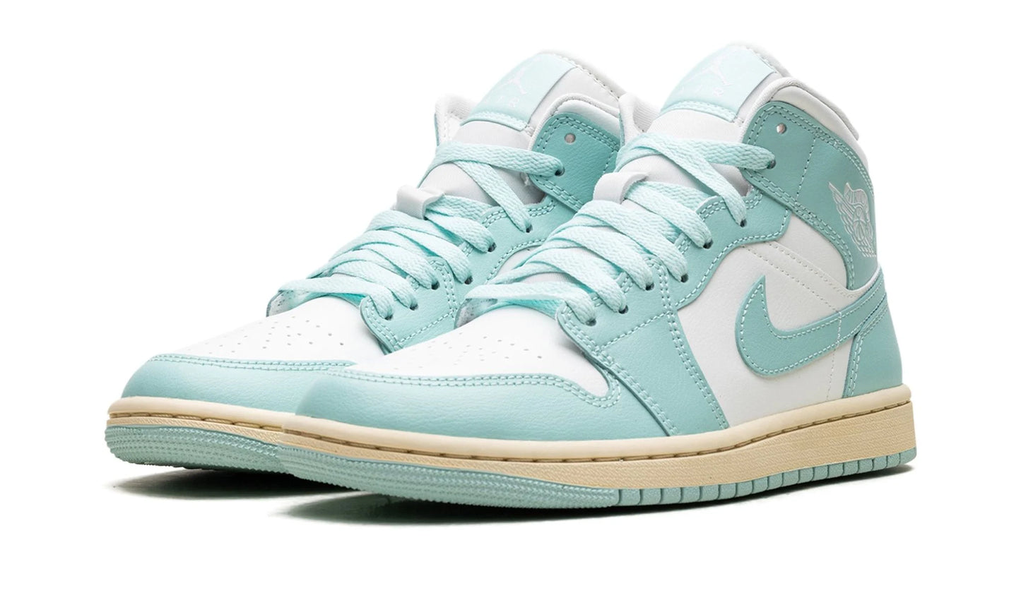 Jordan 1 Mid WMNS Light Dew