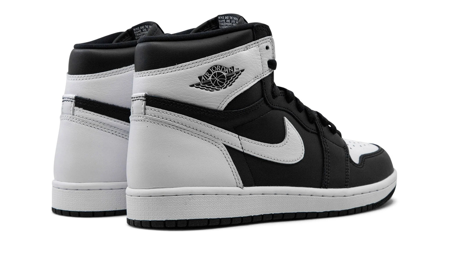Air Jordan 1 Retro High OG "Reverse Panda"