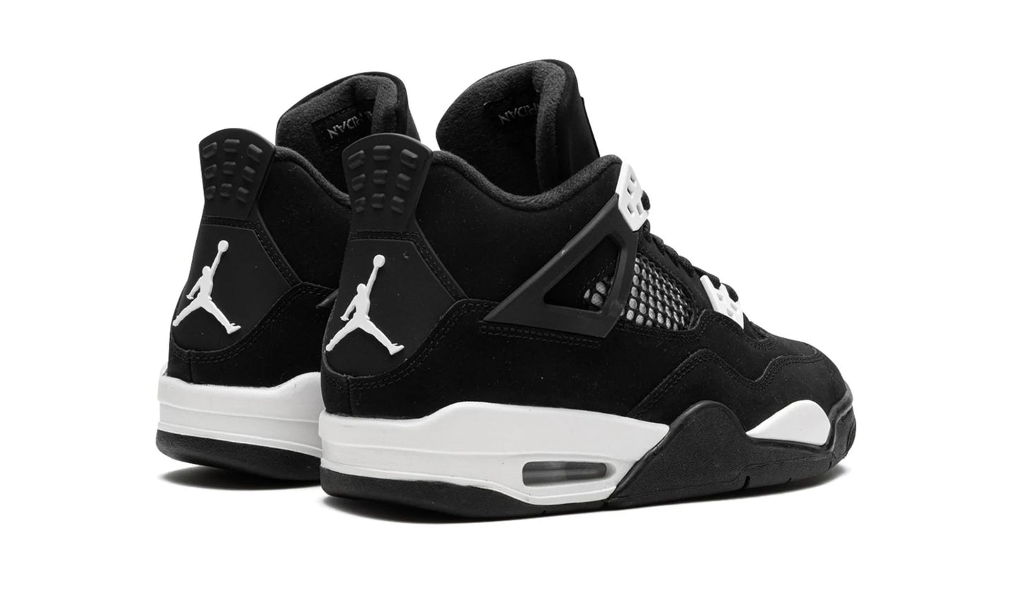Jordan 4 Retro SE White Thunder
