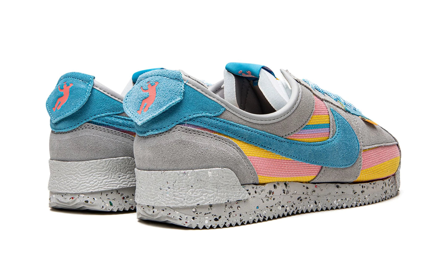 Nike Cortez Union "Light Smoke"