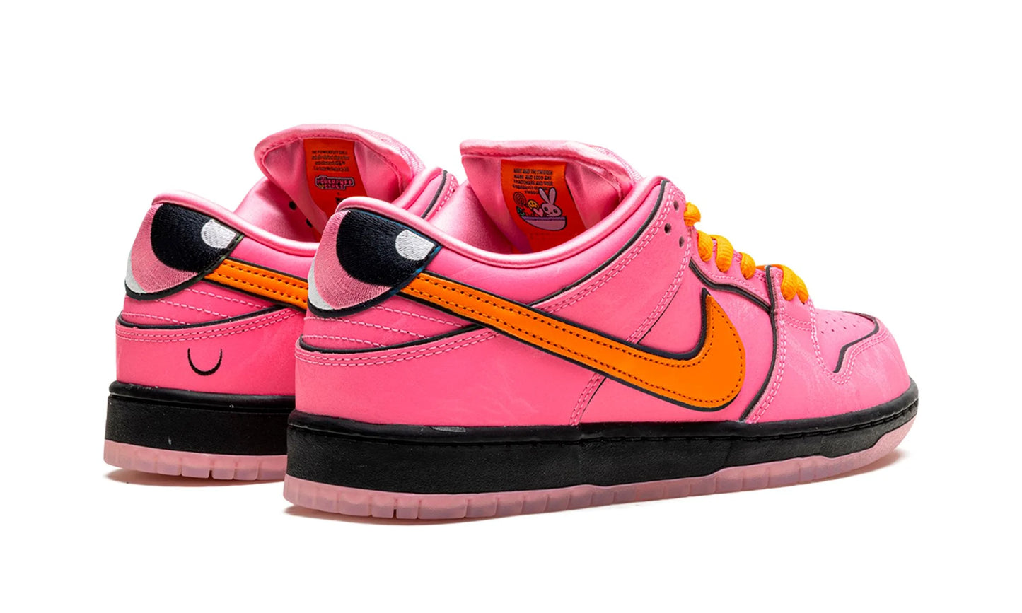 Nike SB Dunk Low The Powerpuff Girls "Blossom"